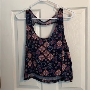 Crop tank top